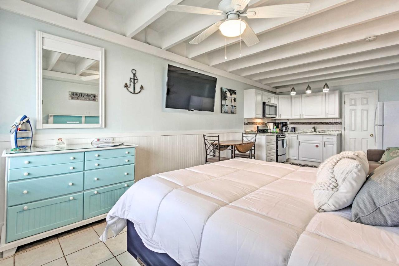 Panama City Beach Studio With Pool And Beach Access Exterior photo