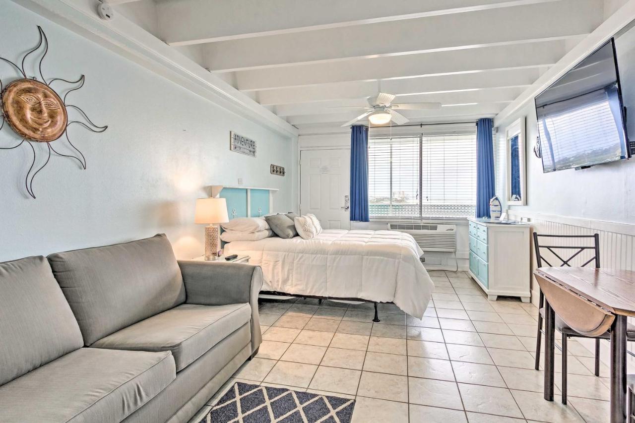 Panama City Beach Studio With Pool And Beach Access Exterior photo